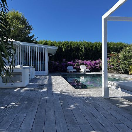 Pomme Cannelle Luxury Suites & Spa Orient Bay Bagian luar foto