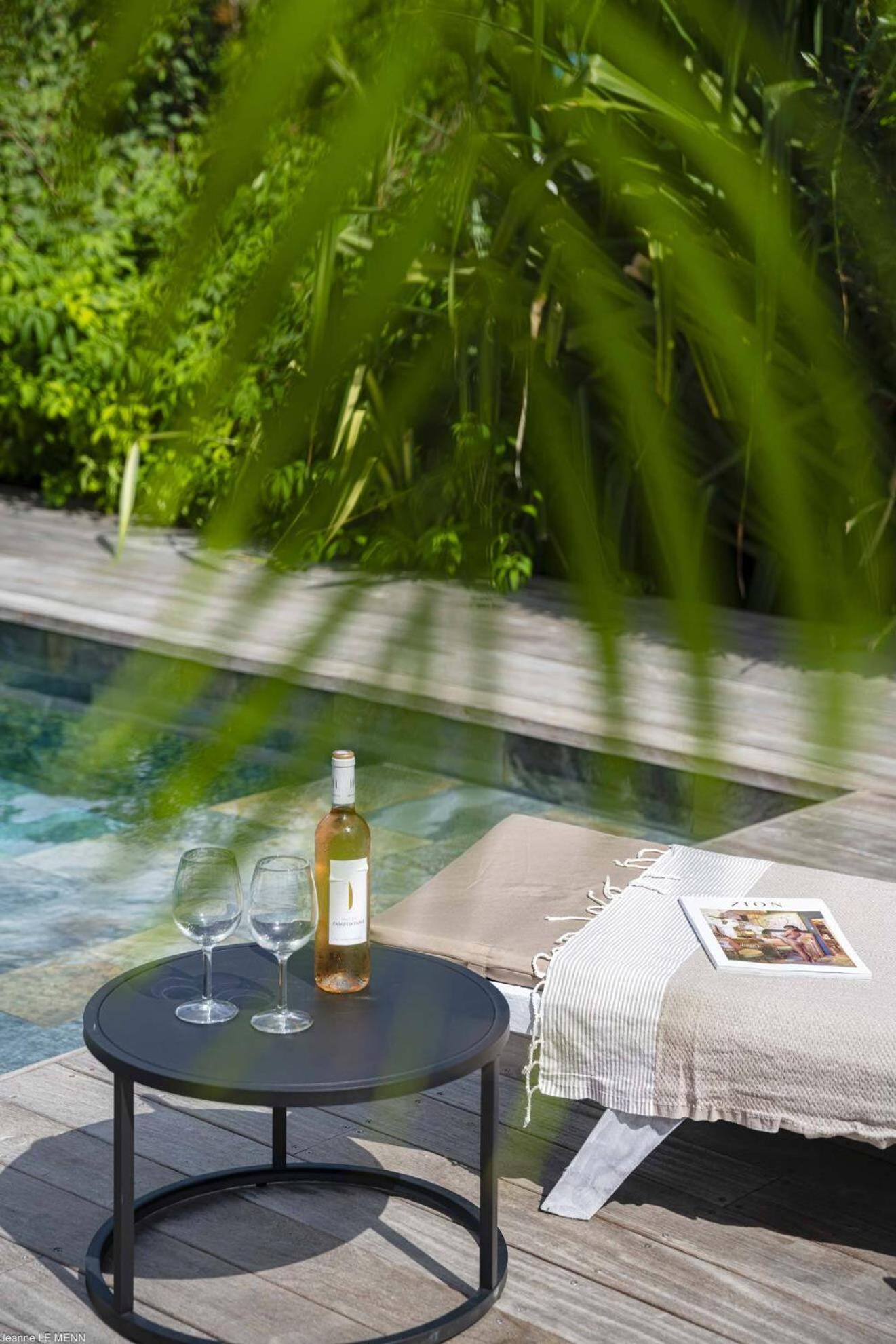 Pomme Cannelle Luxury Suites & Spa Orient Bay Bagian luar foto