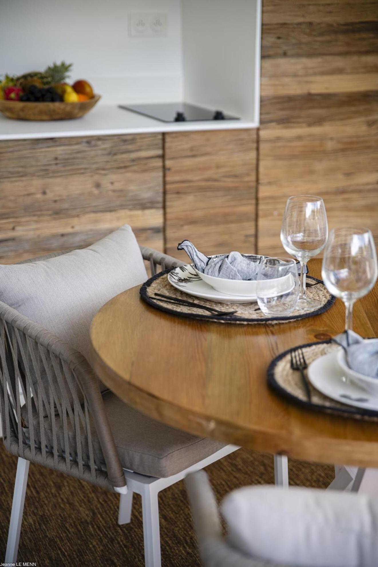 Pomme Cannelle Luxury Suites & Spa Orient Bay Bagian luar foto