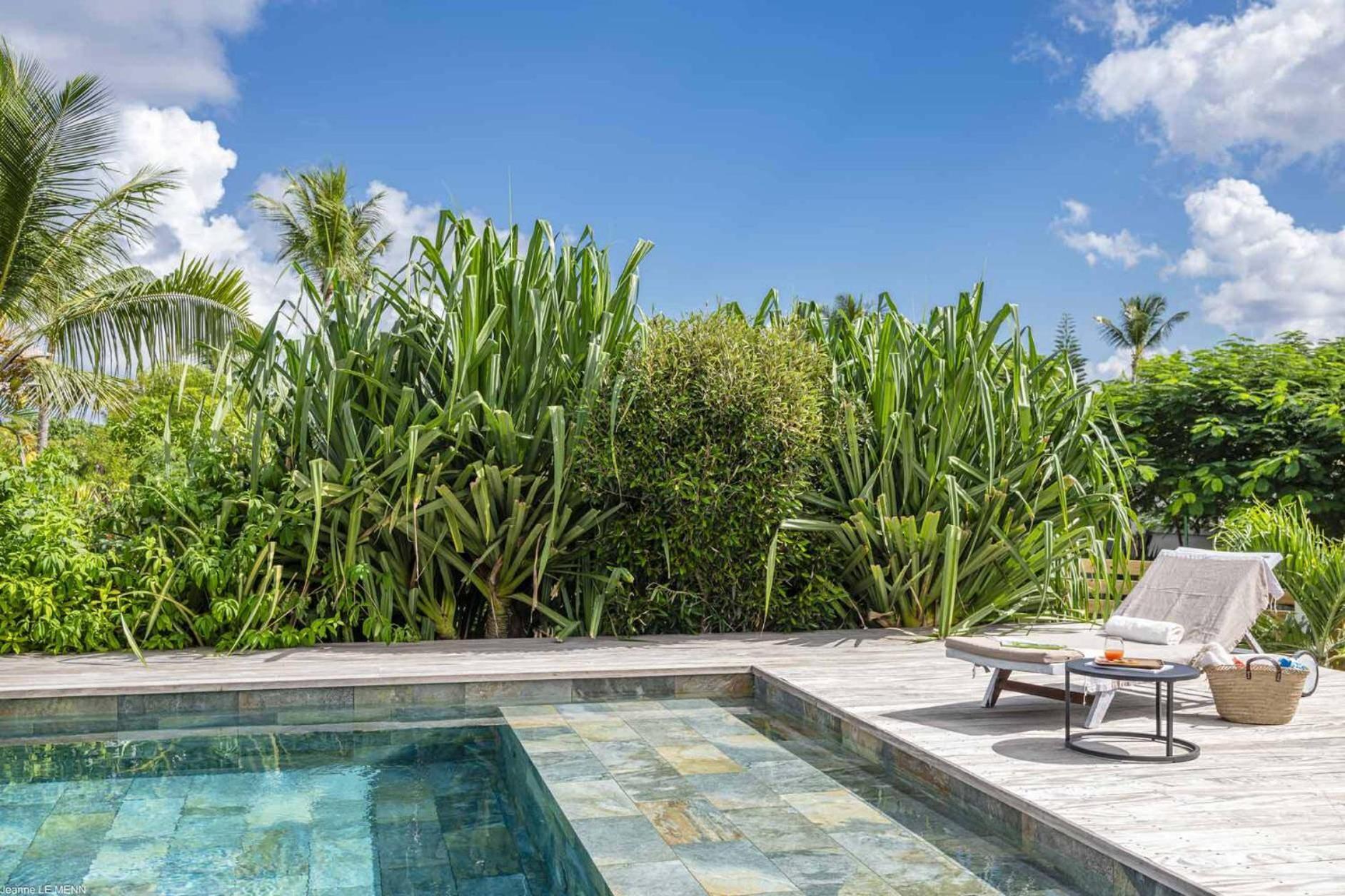 Pomme Cannelle Luxury Suites & Spa Orient Bay Bagian luar foto