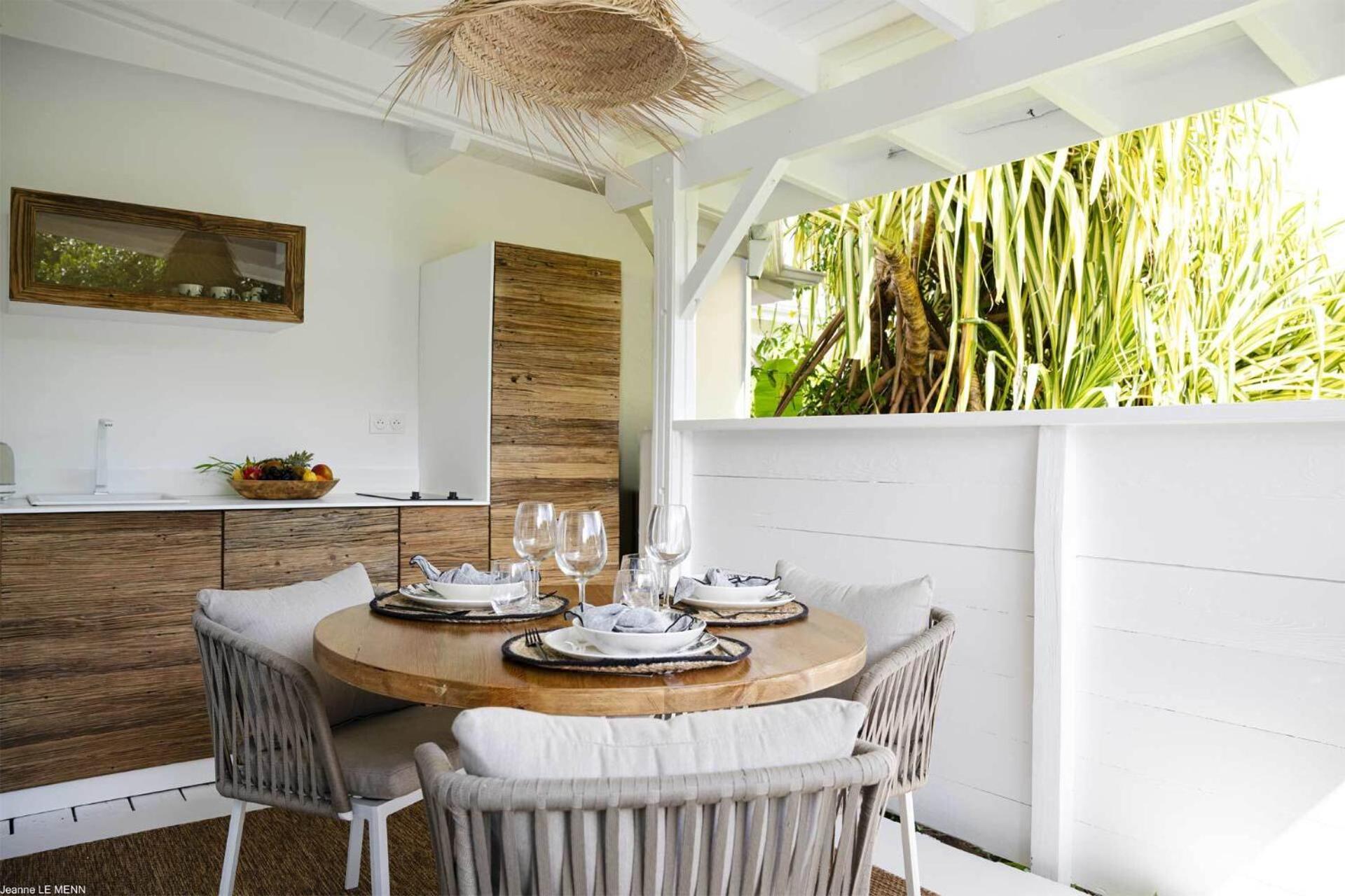 Pomme Cannelle Luxury Suites & Spa Orient Bay Bagian luar foto