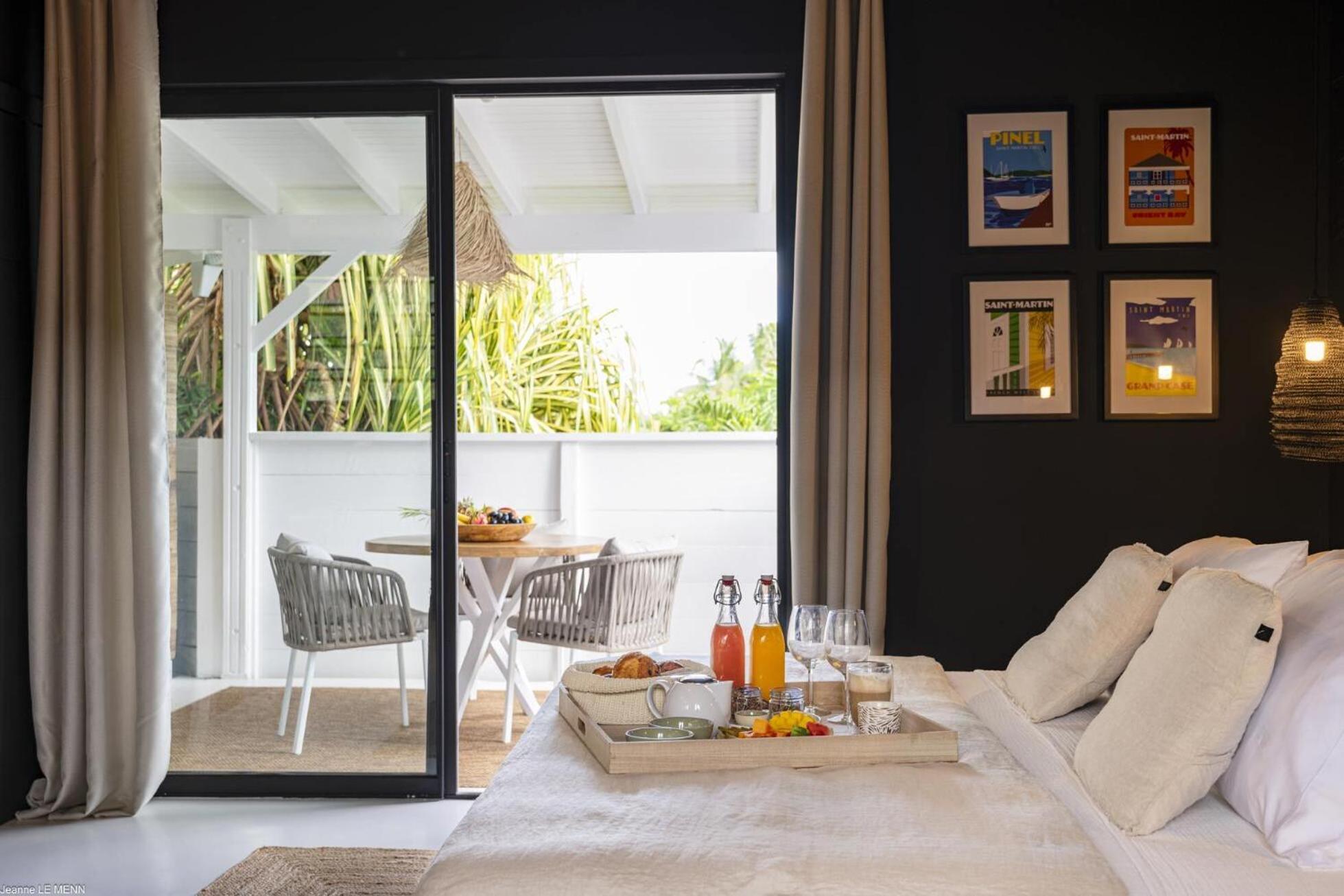 Pomme Cannelle Luxury Suites & Spa Orient Bay Bagian luar foto