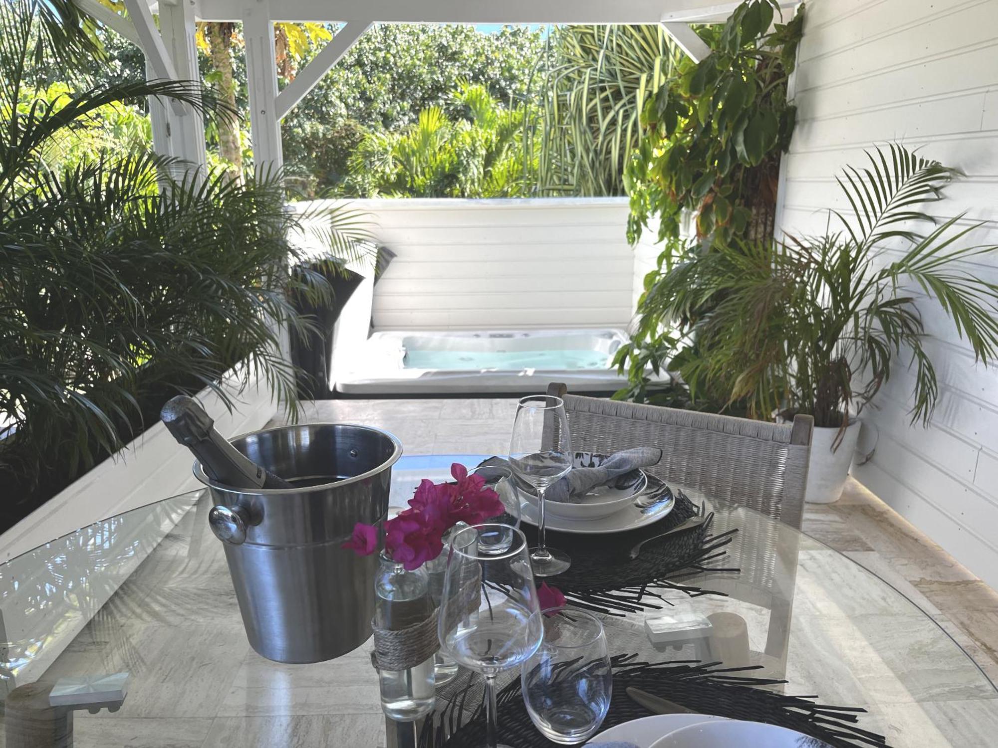 Pomme Cannelle Luxury Suites & Spa Orient Bay Ruang foto